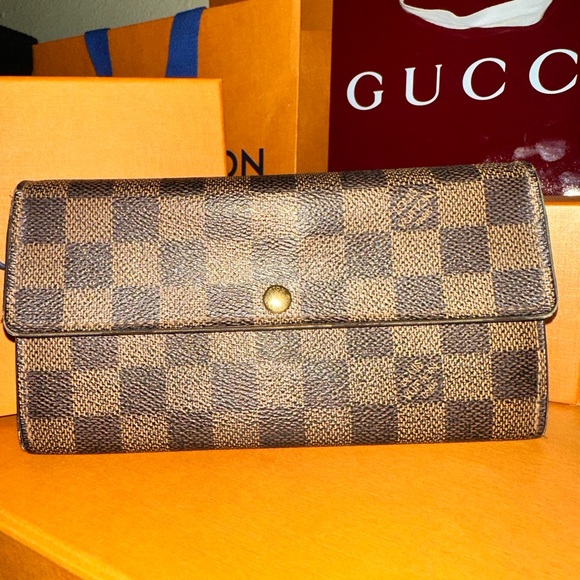 Louis Vuitton Damier Ebene wallet - Picture 4 of 12